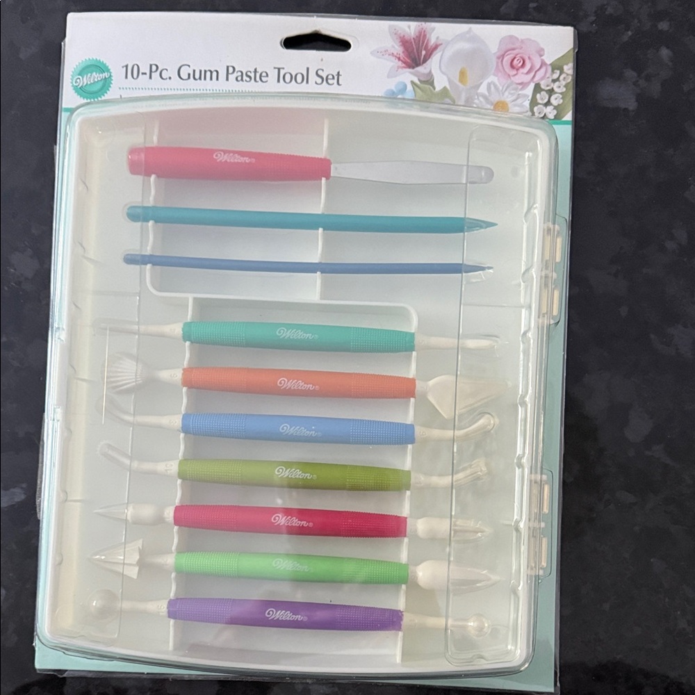 Wilton 10-Piece Gum Paste Tool Set - Multicolor